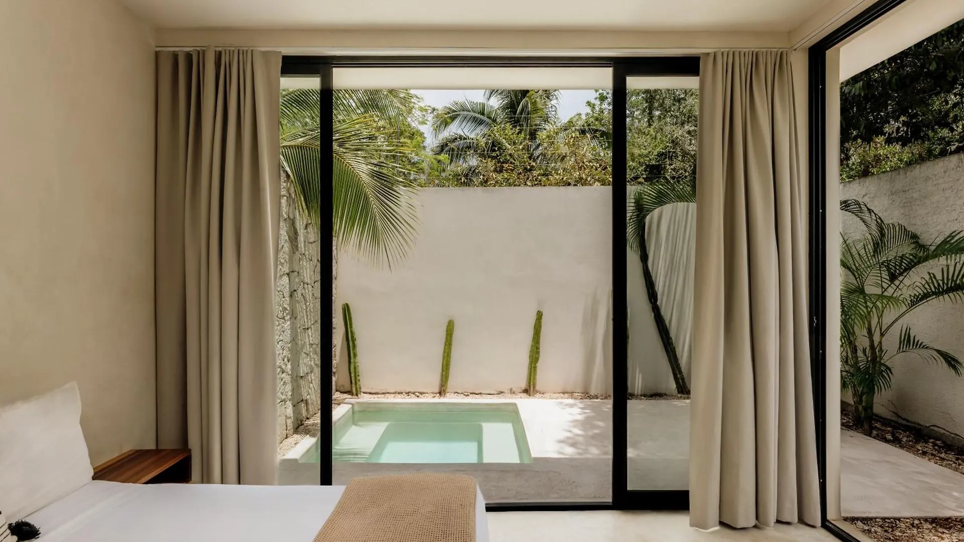 Hacienda 21 - Villa 10 Rooms 6 Pools Gym And Yoga Tulum Mexiko