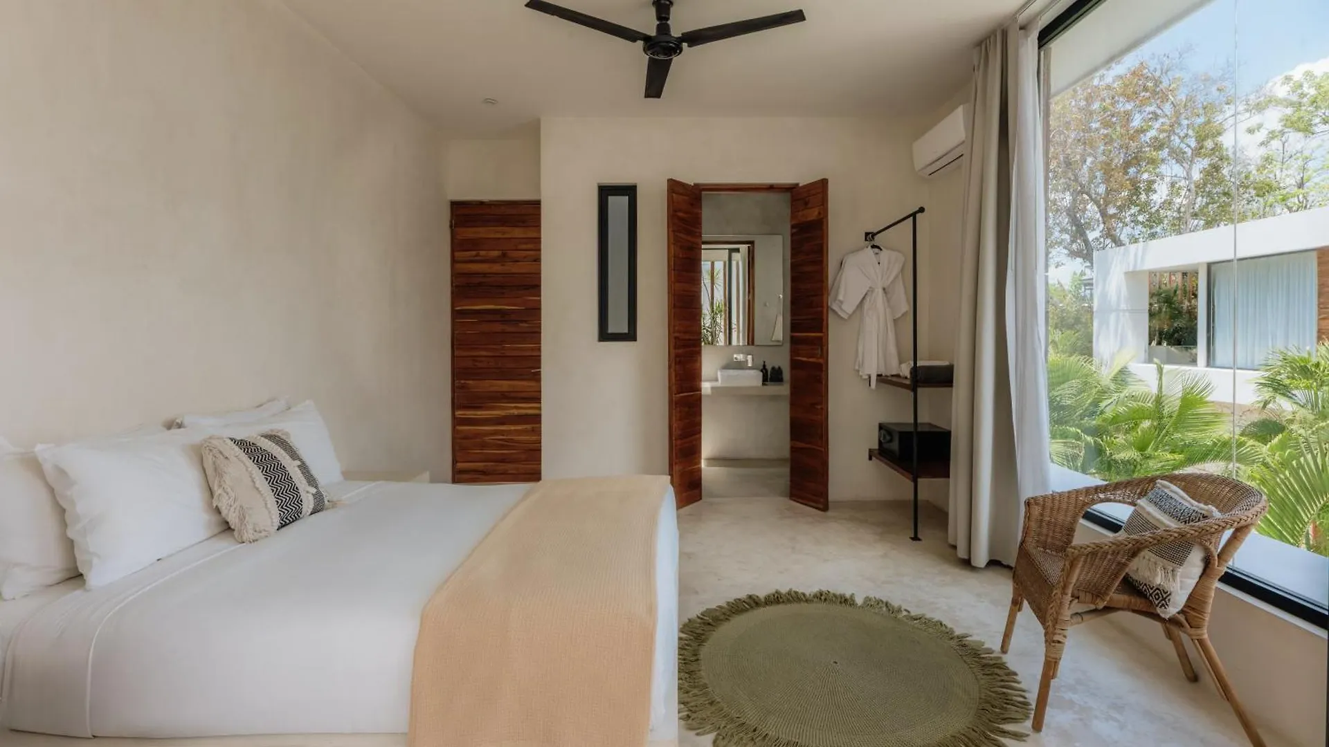 Hacienda 21 - Villa 10 Rooms 6 Pools Gym And Yoga Tulum Mexiko